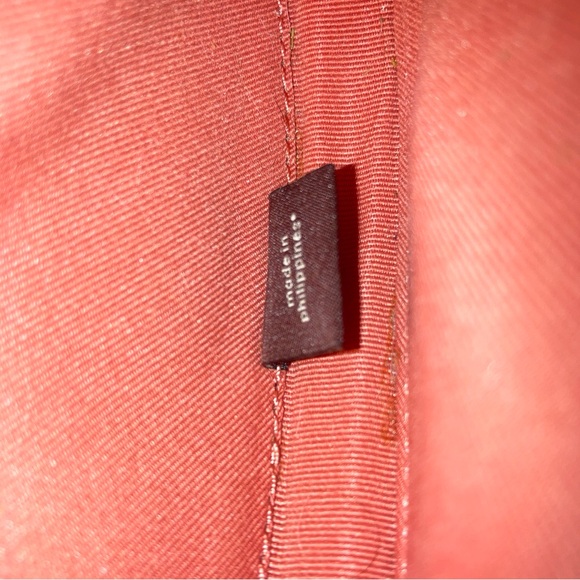 Coach Limited Edition Pink Heart Valentine Wristlet - Picture 7 of 8